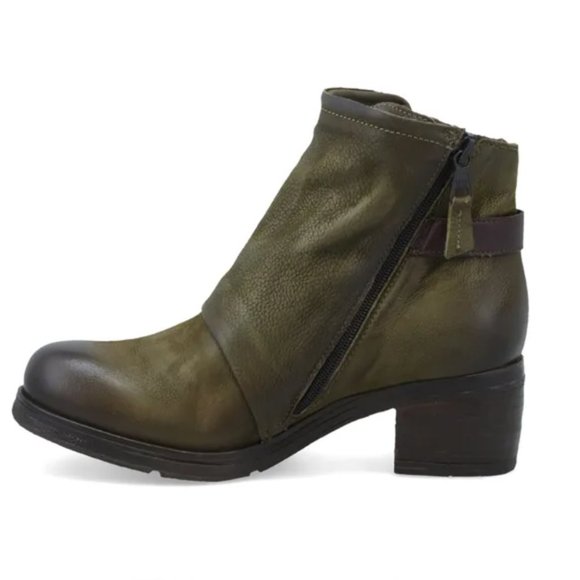 Miz Mooz Stoney Olive Booties NWT - Picture 3 of 5